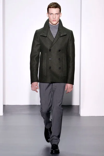 Look 4